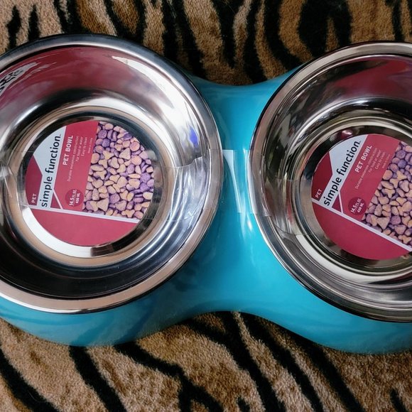 Pet Bowl Set Blue Stainless Dishwasher Safe Dog or Cat size med 14.5 fl oz. - Picture 2 of 5